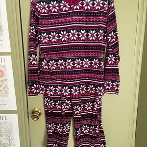 Nautica Women's Pajama Set in Red and White